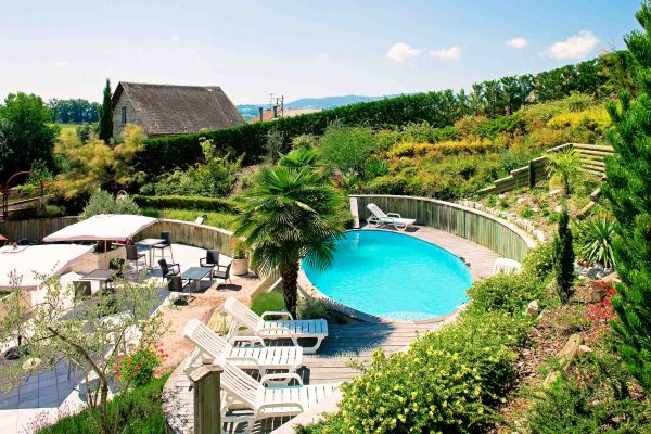 Hotel Blanc avec piscine Marigny Saint Marcel